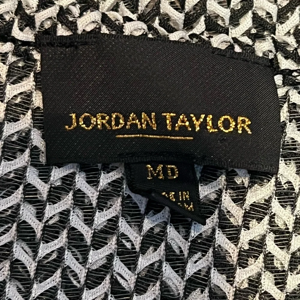 ❤️Designer Swim Cover Up - Black & White Chevron Pattern • Jordan Taylor - Picture 3 of 4